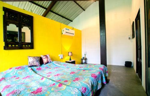 Алибаг: JenJon Holiday Homes - Phansad, Alibaug