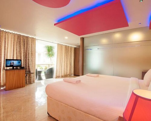 Ашвем: Boomerang Resort - 4 Nights, Goa, India