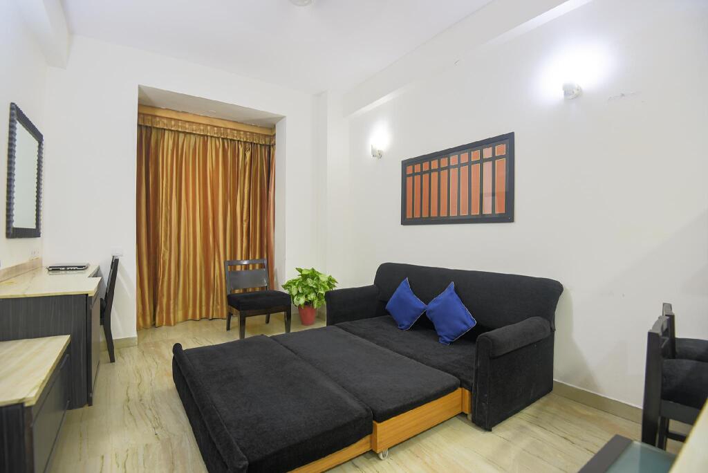 Гуруграм: Caves Serviced Apartments Gurgaon