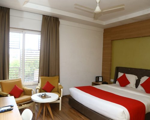 Дварка: Times Club Hotel