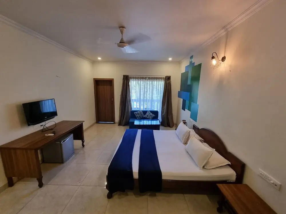 Лонавала: Rishikesh Resort Lonavala