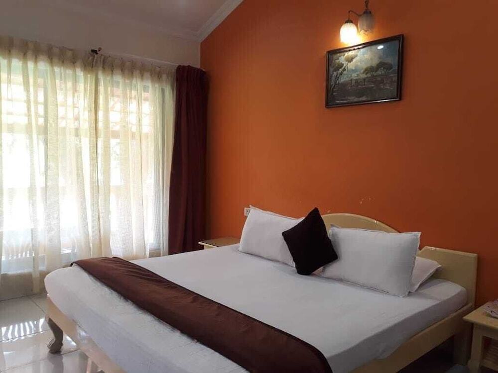 Лонавала: Rishikesh Resort Lonavala