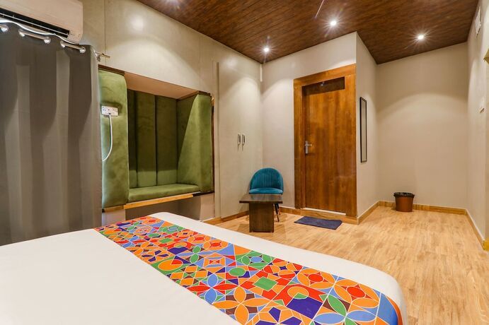 Файзабад: Fabhotel Royal Palm Inn