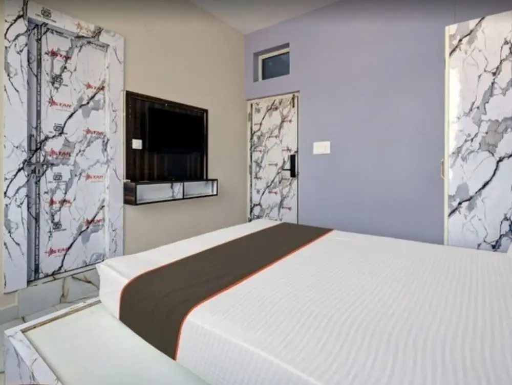 Chikkajala: SSV Hotel Near Airport by Urban Express