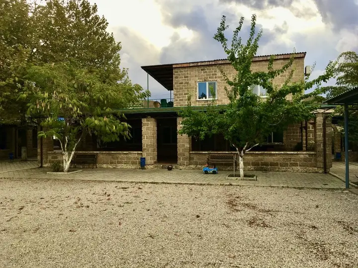 Новоотрадное: Гостевой Дом Family House Midas
