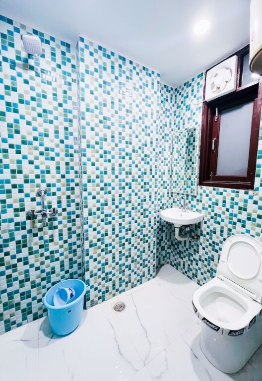 Нью-Дели: Roomshala 160 Hotel Red