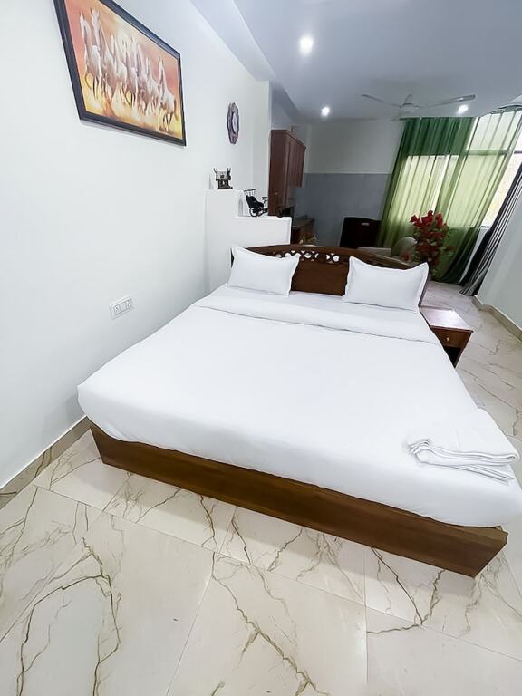 Нью-Дели: Roomshala 159 The Hauz khas inn