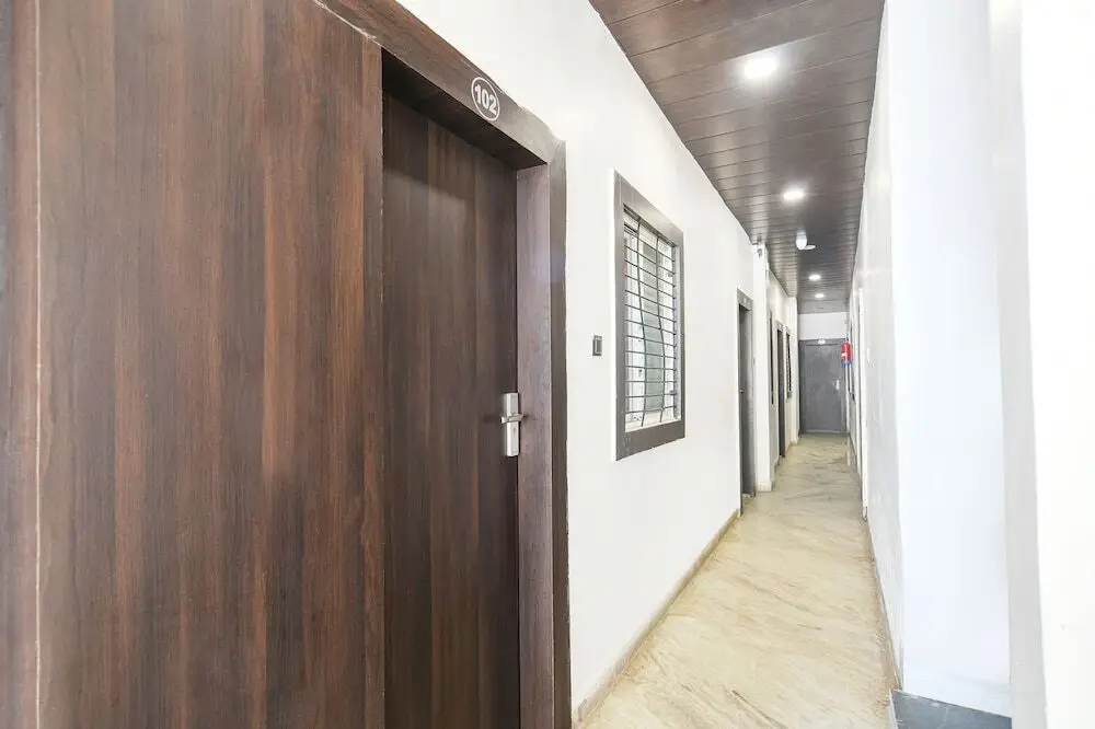 Удджайн: FabHotel Shiva Grand