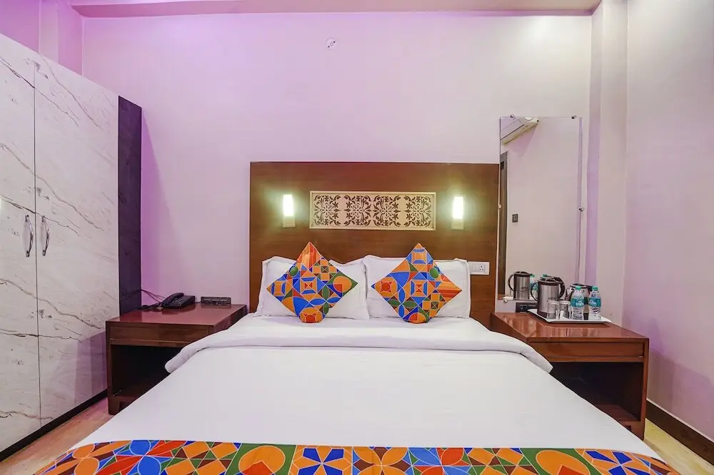 Сарнатх: Fabhotel Prime Stay Inn I