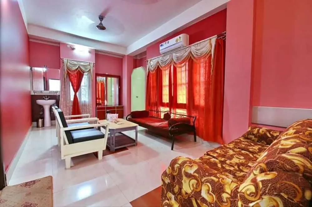 Куч-Бехар: Hotel Ellora