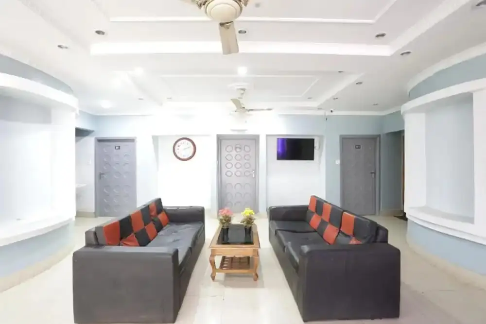 Бхубанешвар: Goroomgo Hotel Hi5 Stay Bhubaneswar