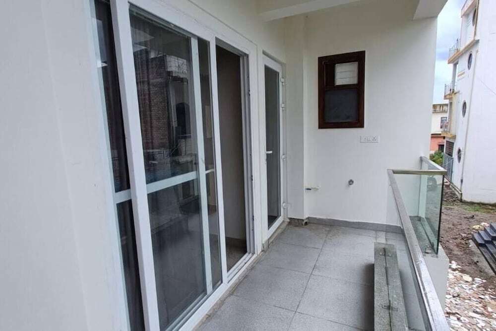 85 The Ganges 2 Bhk Apartment for Homestay — фото 1
