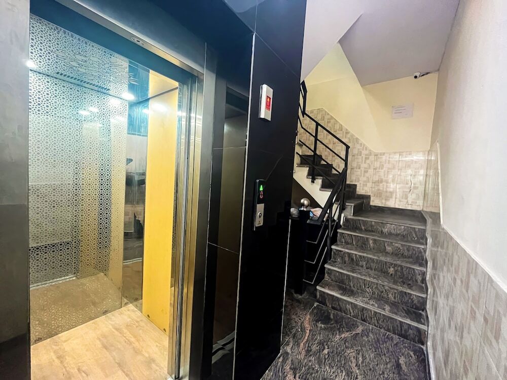 Нью-Дели: Roomshala 168 Startlight Suites