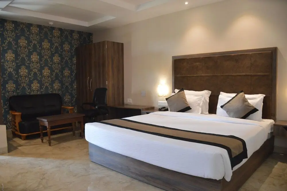 Деогхар: I Towne Deoghar -814112