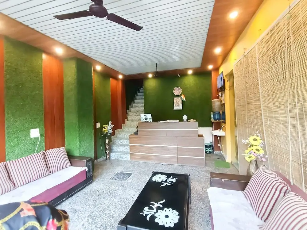 Roomshala 156 Hotel Mannat Inn — фото 1