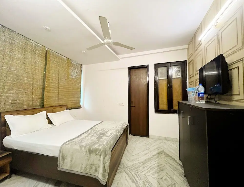 Нью-Дели: Roomshala 171 JP House