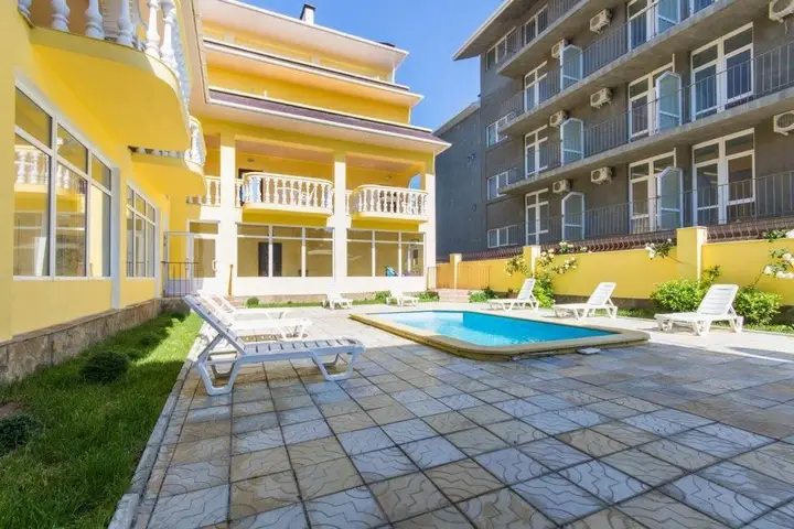 Судак: Отель Форвард