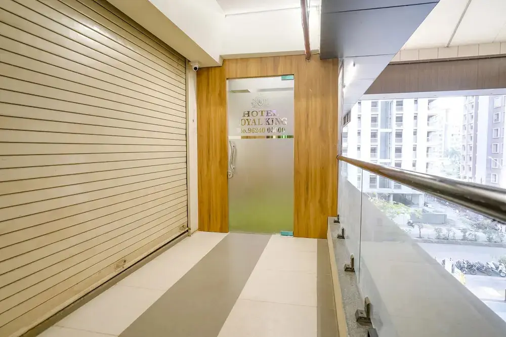 Сурат: Fabhotel Royal King I