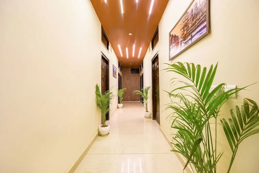 Лудхиана: Fabhotel Royal Regency I