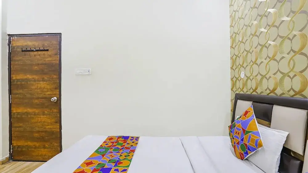 Райпур: Fabhotel Royal Inn Ii