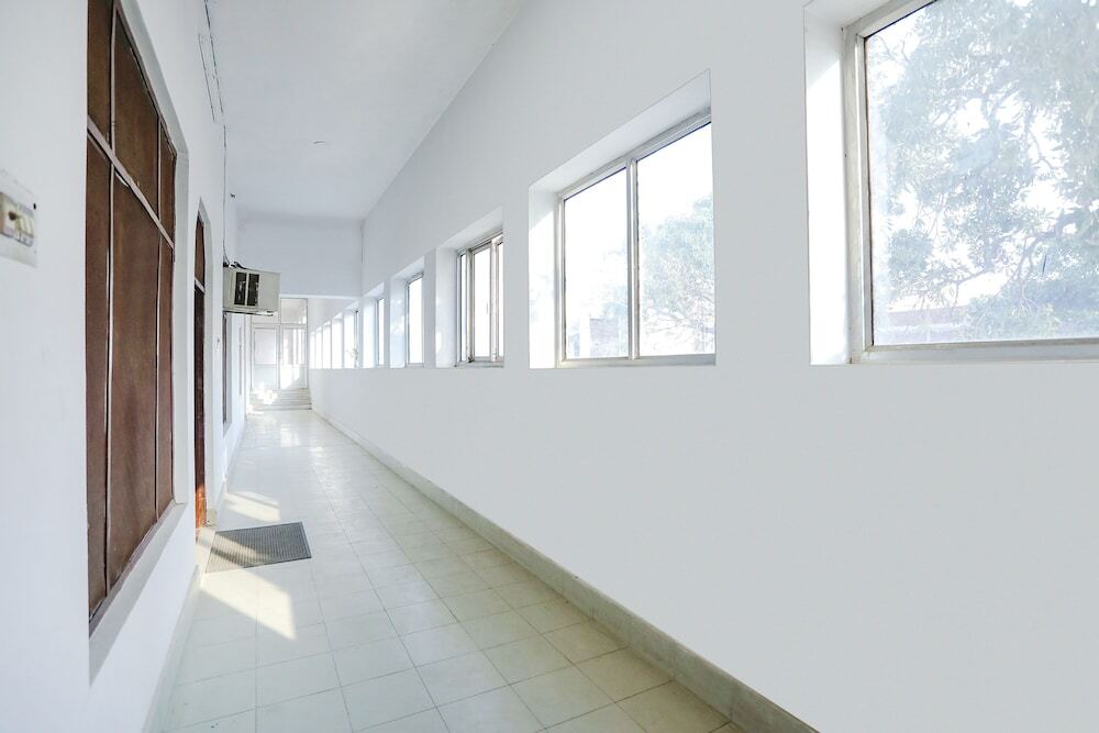 Файзабад: Fabhotel Madhuri Annex