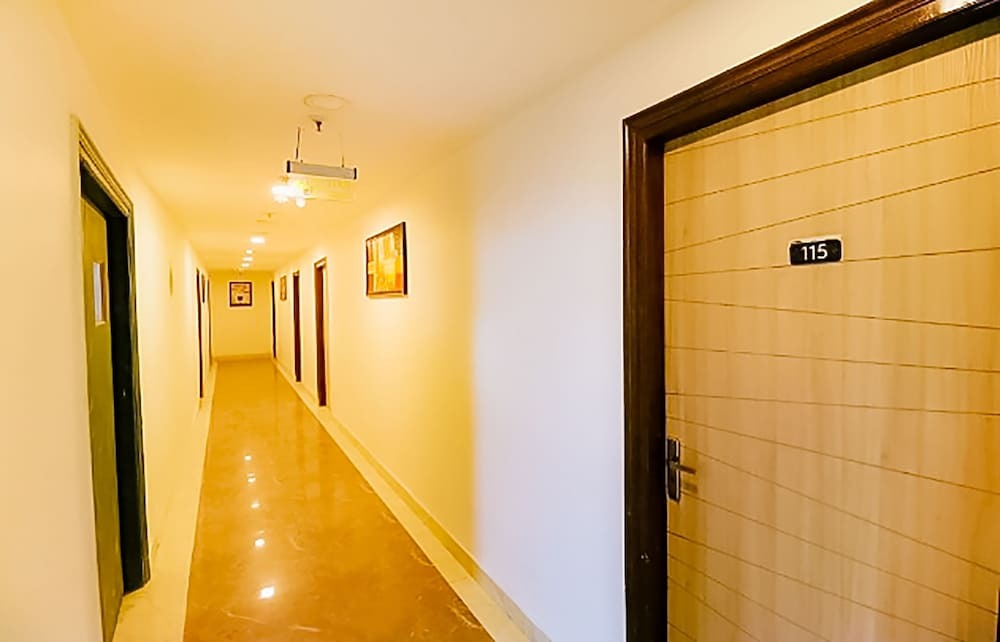 Нью-Дели: Roomshala 173 Hotel Royal Inn