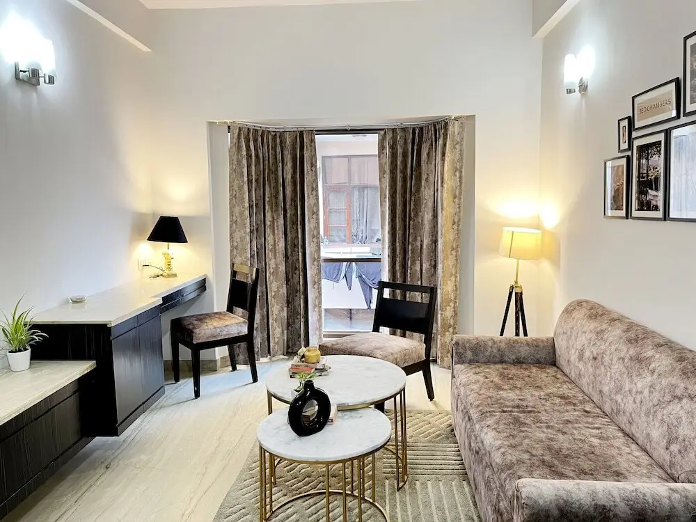 Гуруграм: BedChambers Serviced Apartments Sector40