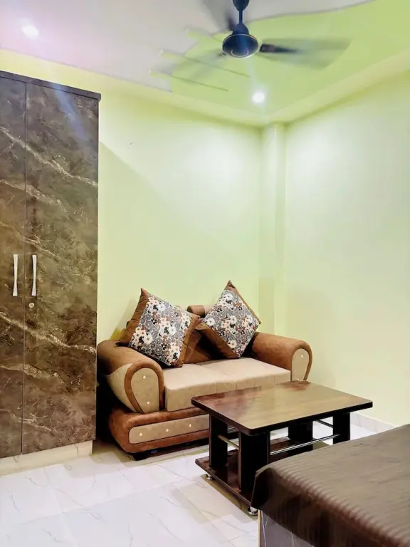 Нью-Дели: Roomshala 177 Homestay Thehrav