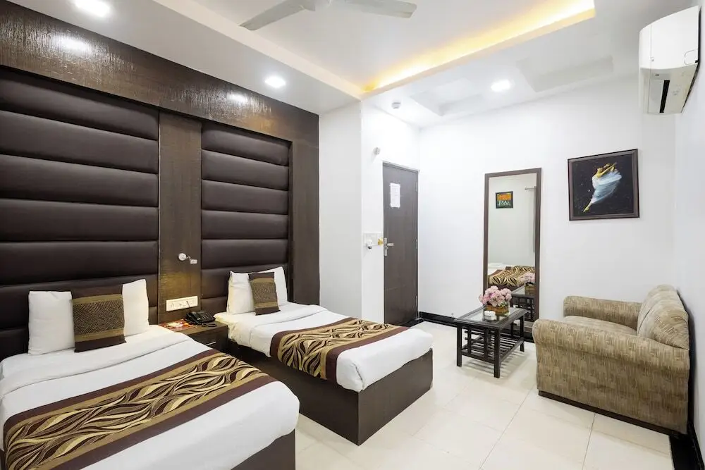 Нью-Дели: Hotel Red Castle 4 Star