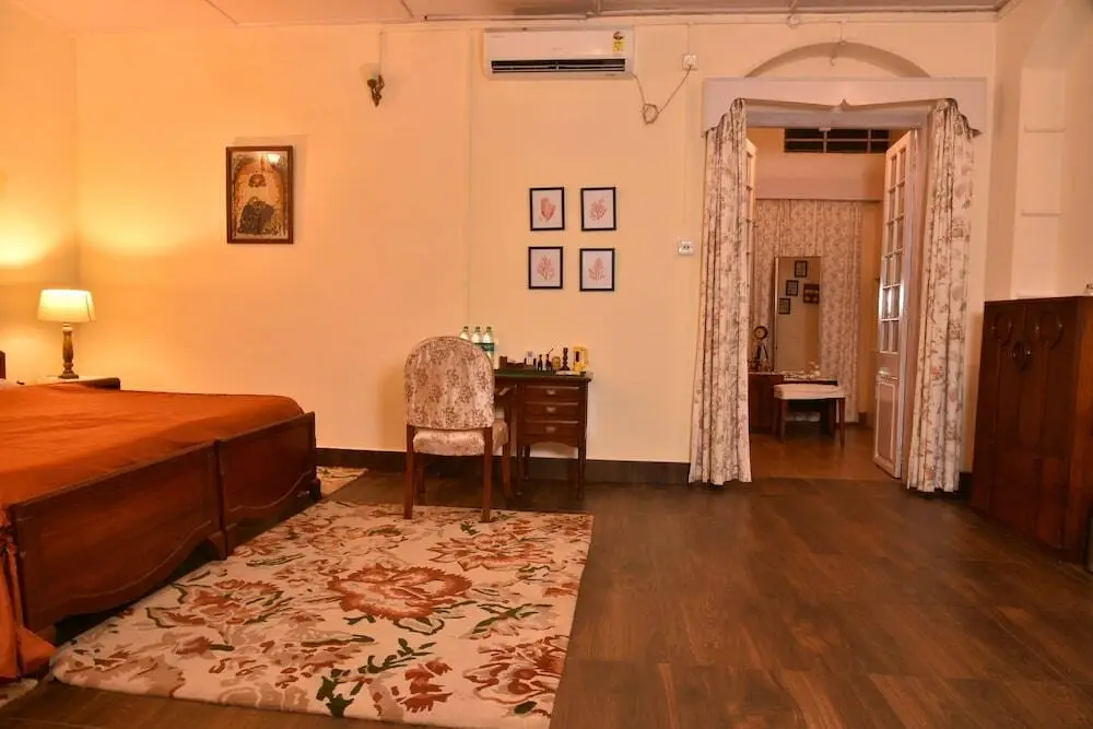 Дакшин Дхупджора: The Baradighi Bungalow - A Heritage Tea Resort