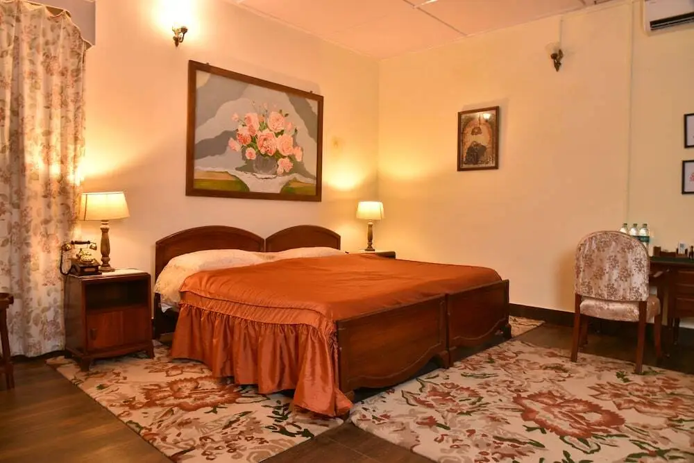 Дакшин Дхупджора: The Baradighi Bungalow - A Heritage Tea Resort