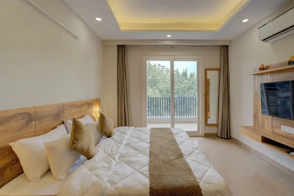 Гуруграм: The Lodgers Luxury1BHK Service Apartment