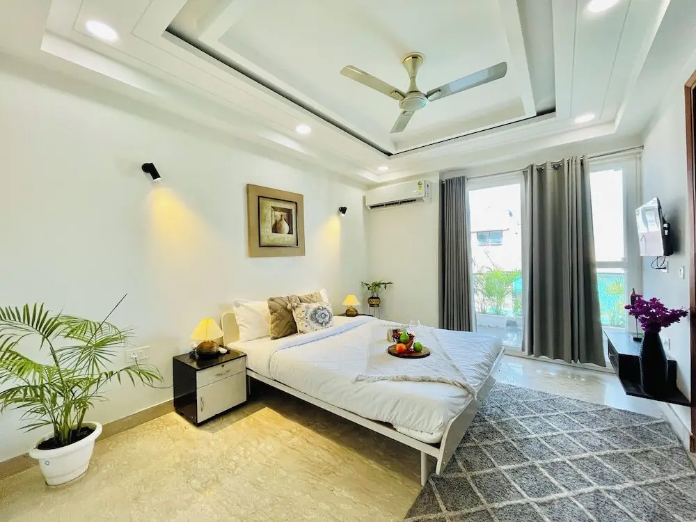 Гуруграм: BedChambers Serviced Apartment Sector 52