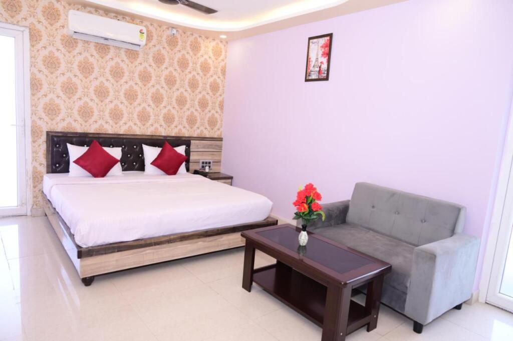 Бодх-Гая: Hotel Gm International