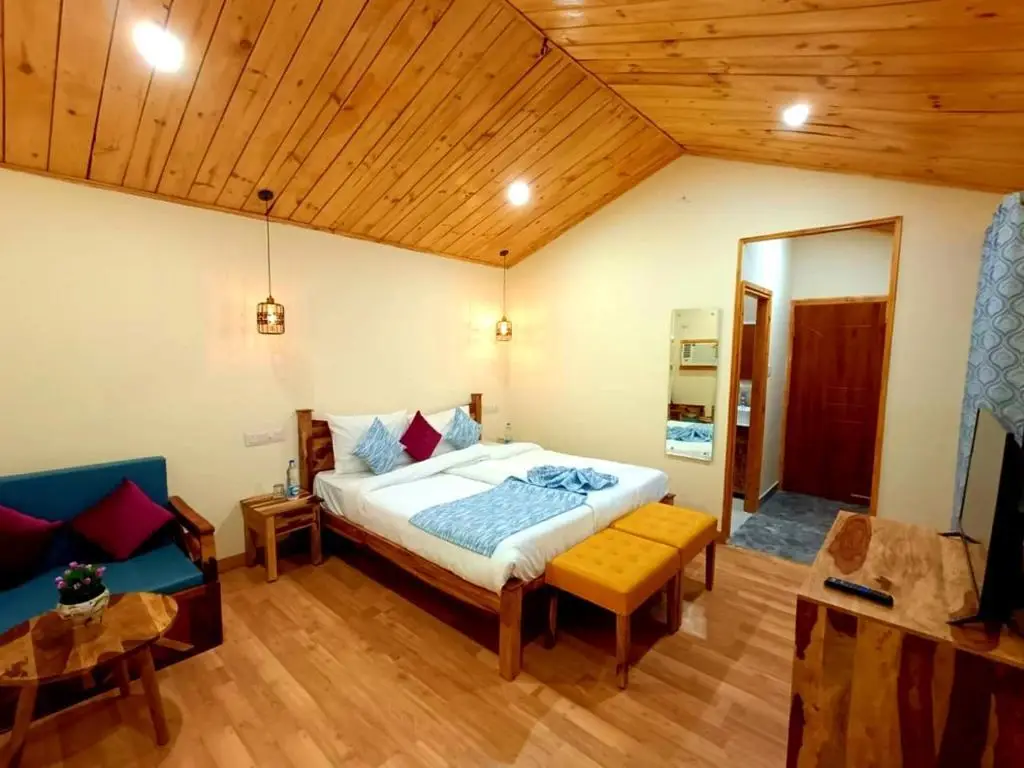 Шимла: Aaroham Resorts Shimla