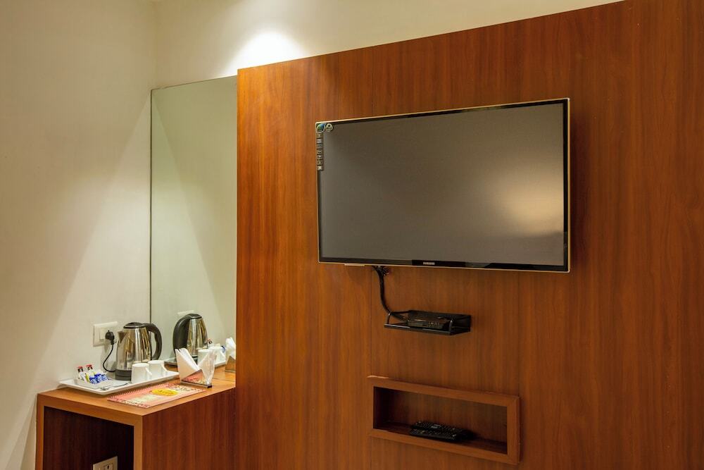 Нью-Дели: Hotel Arch Suites