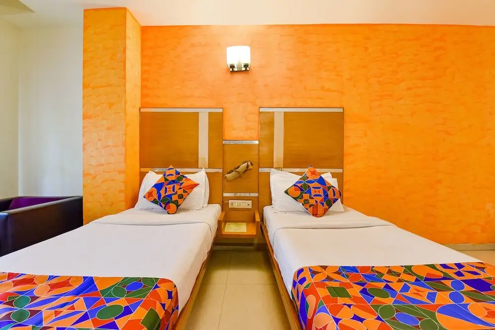 Ахмедабад: Fabhotel Kadamb Inn