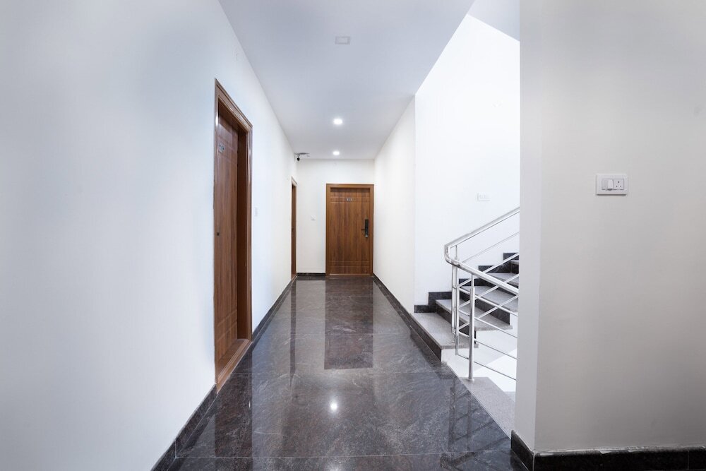 Бангалор: Treebo Galaxy Kings Suites, Hebbal