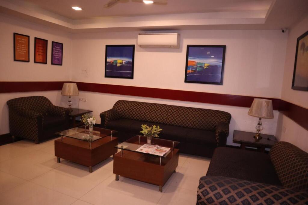 Бангалор: Smilestay Sri Sai ram Suites
