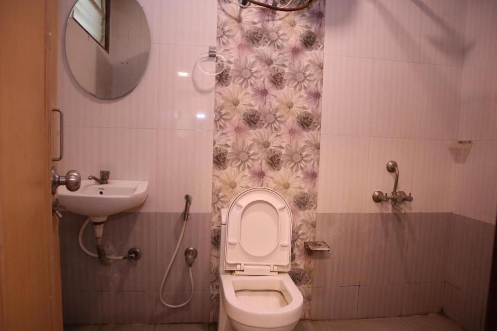 Бангалор: Smilestay Sri Sai ram Suites