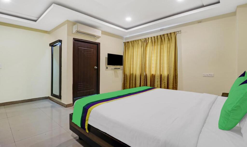 Бангалор: Smile Stay Hotel Millennium Plaza