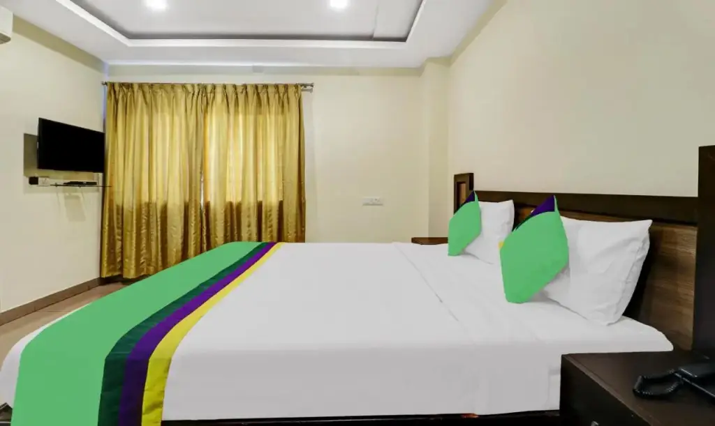 Бангалор: Smile Stay Hotel Millennium Plaza