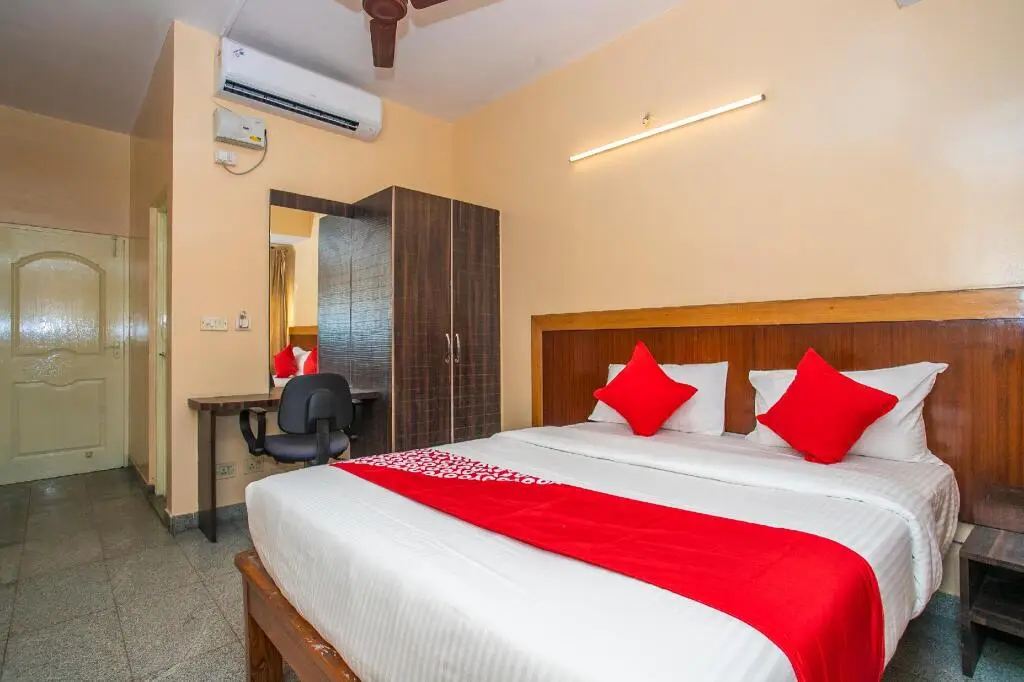 Бангалор: OYO 12965 Archana INN