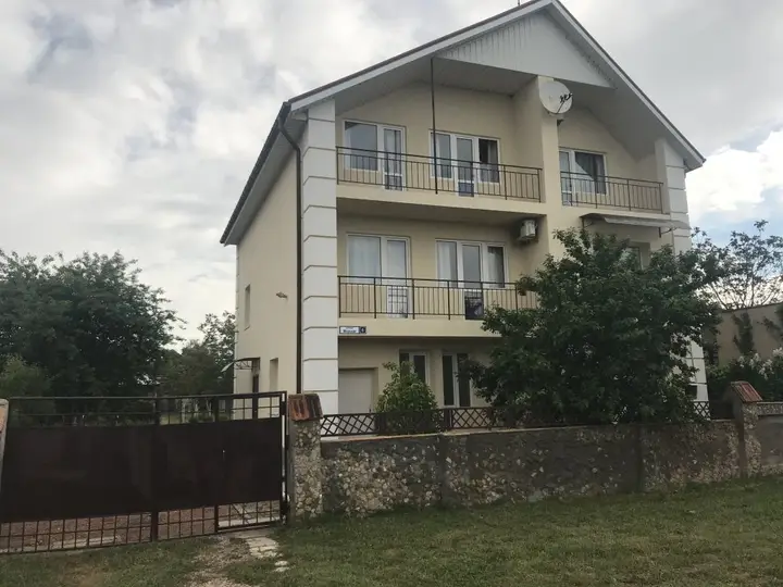 Поповка: Гостевой дом Песчаная гавань