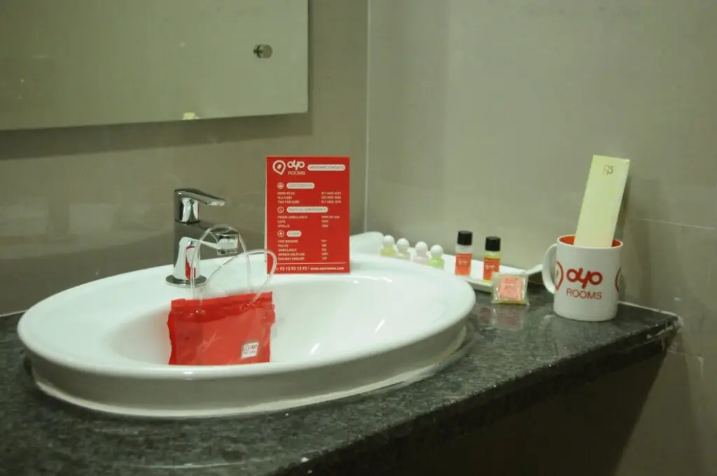 Коимбатур: OYO Premium Avinashi Road Hope College