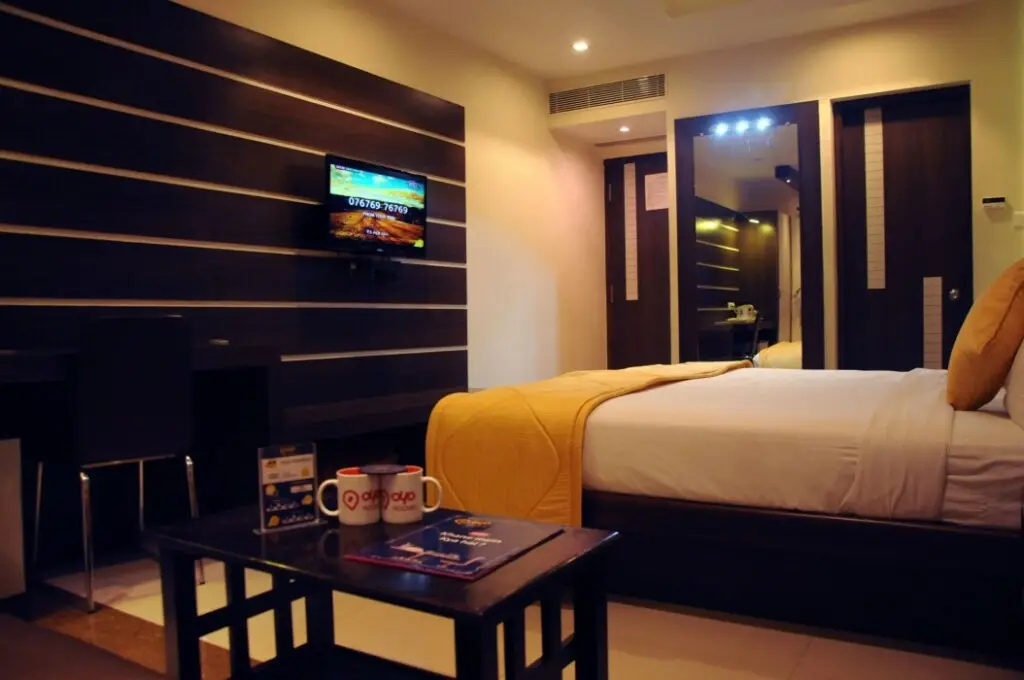 Коимбатур: OYO Premium Avinashi Road Hope College