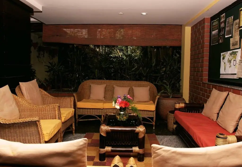 Бангалор: The Green Path Eco Hotel