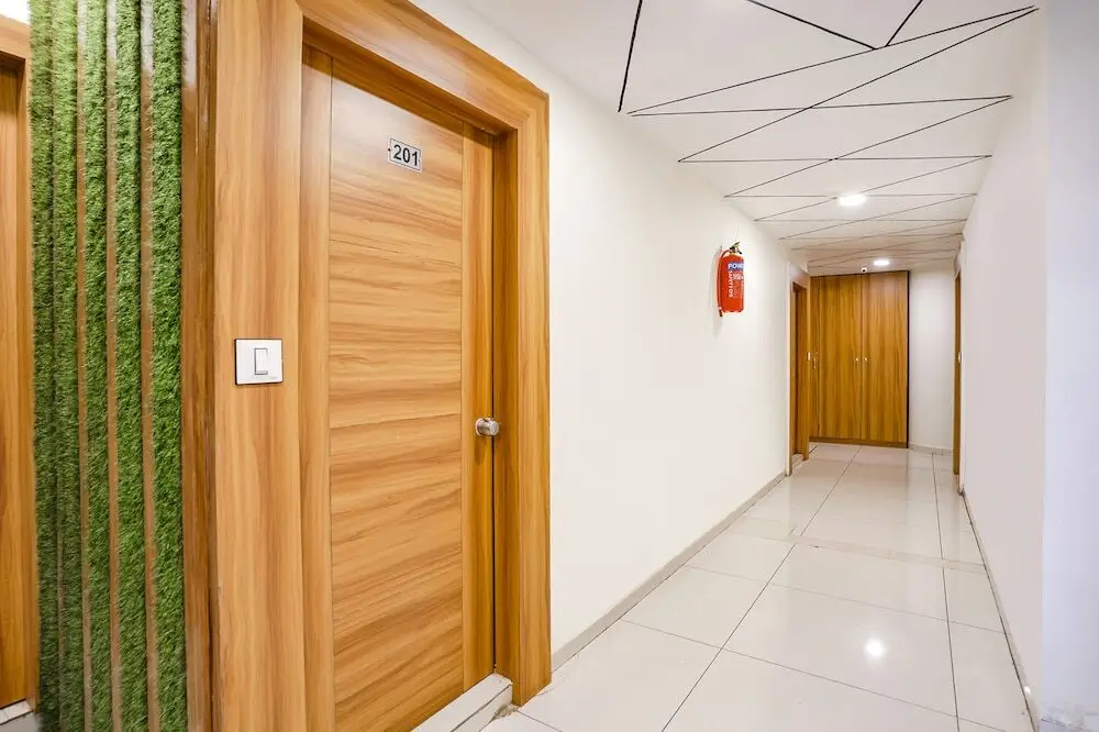 Ахмедабад: Fabhotel Silver Inn
