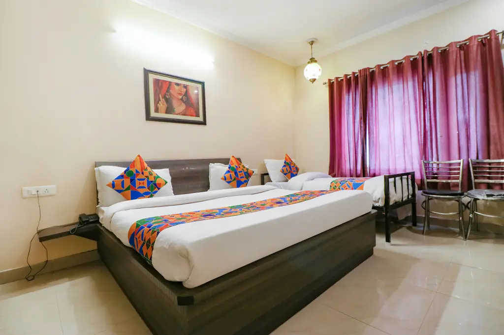 Амритсар: FabHotel Golden Sunrise Inn