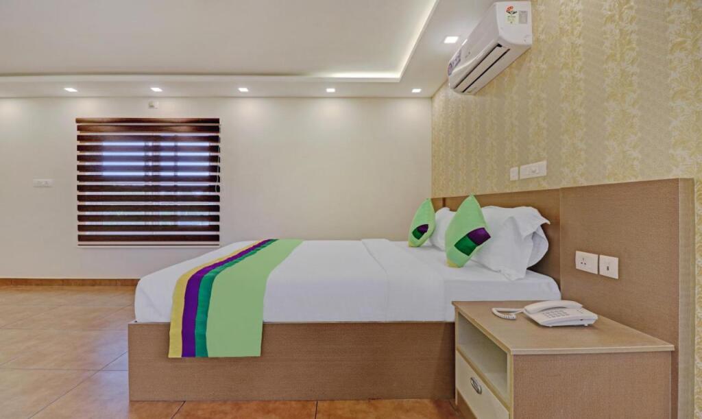 Недумбассери: Treebo Golden Terminal, Kochi Airport